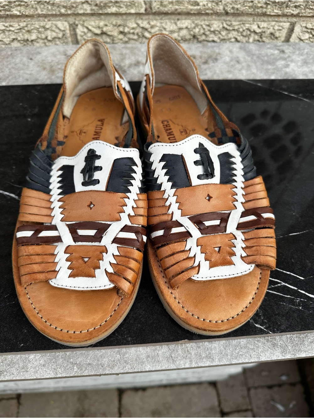 Chamula Uxmal multi-tan handwoven leather huarache sandals size 8